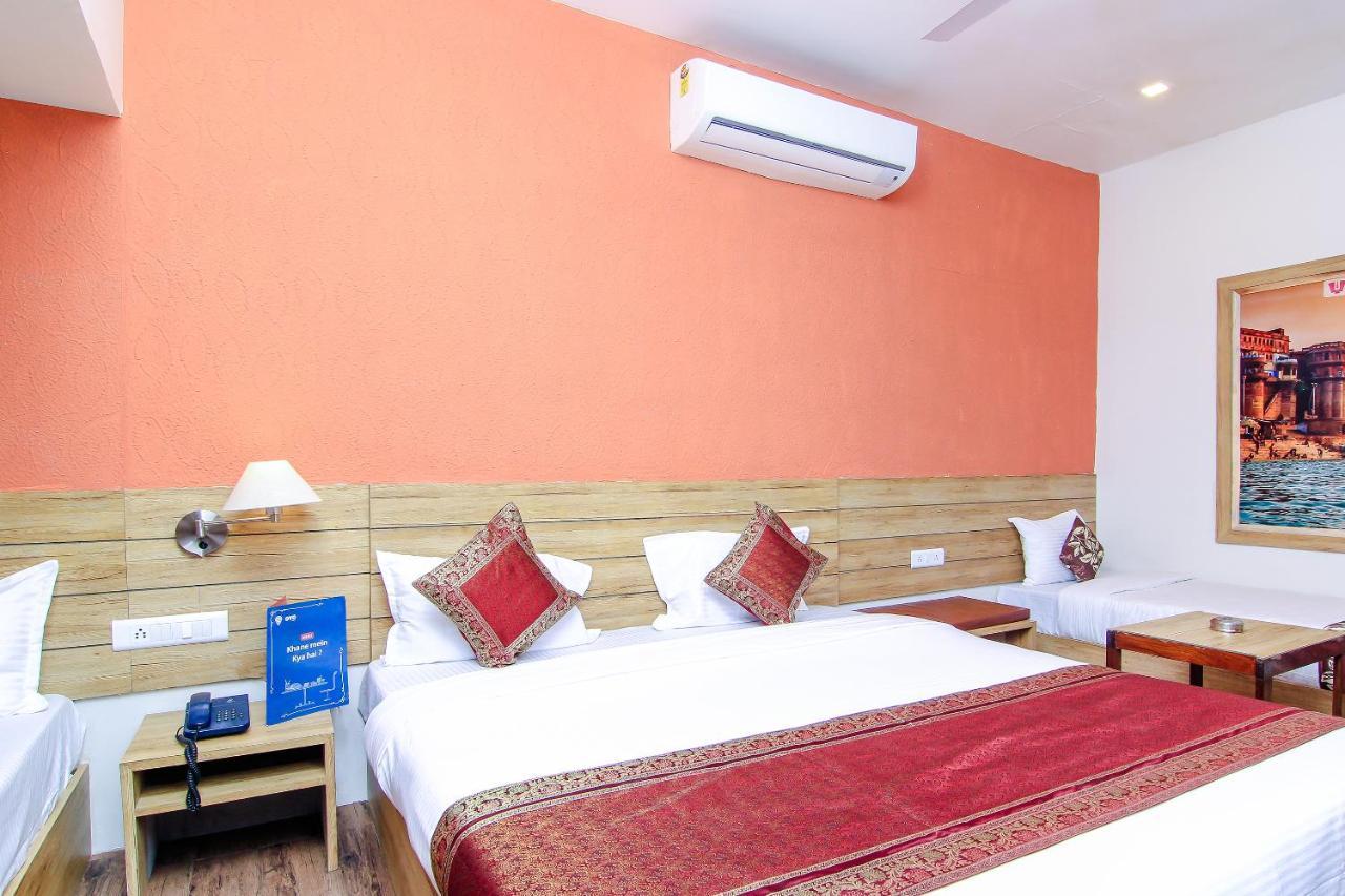 Hotel R B International Waranasi Zewnętrze zdjęcie